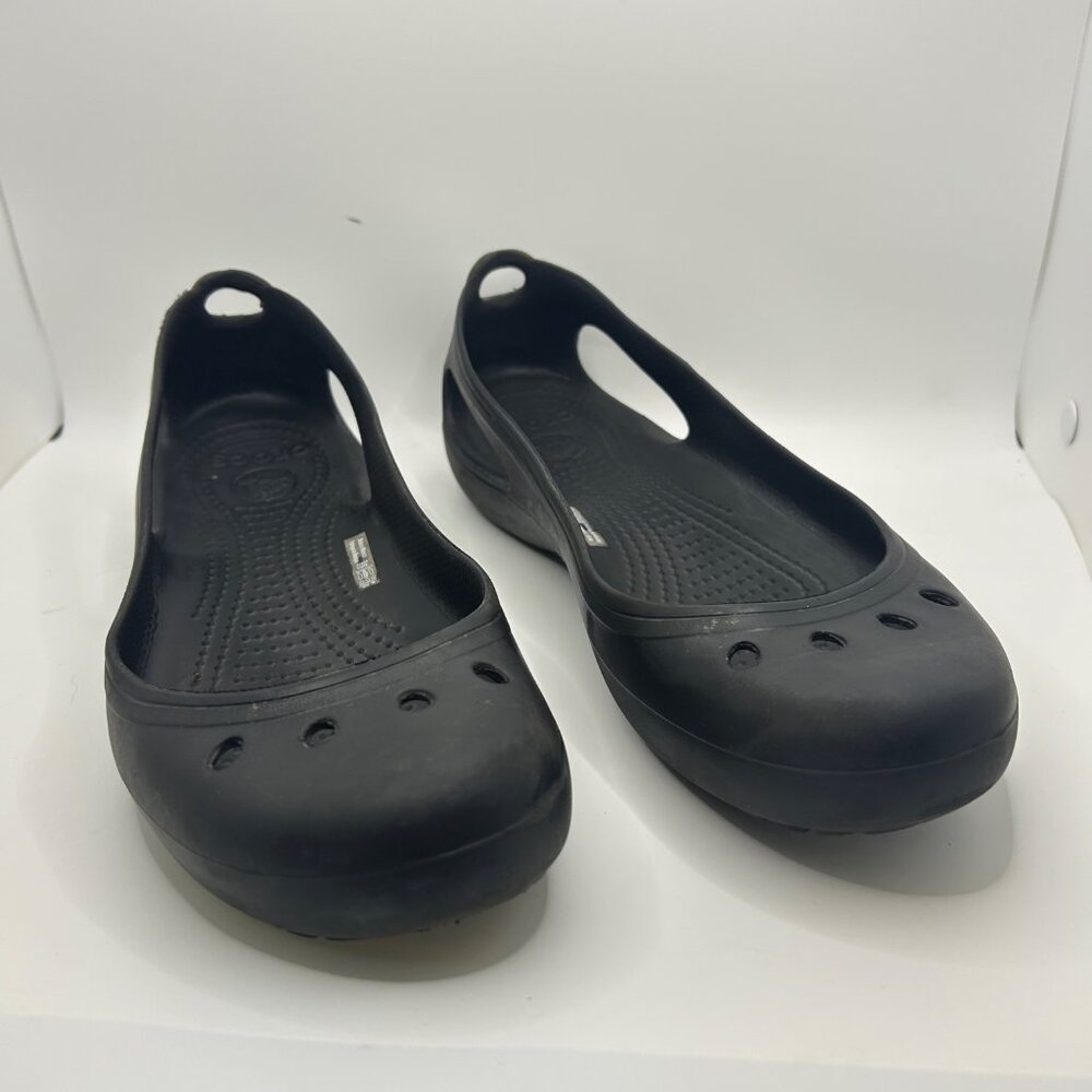 Crocs Womens Black Slip-On Flats Size 10 Lightweight Casual Shoes